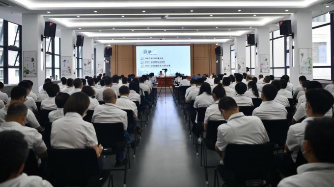 轉觀念 聚合力 重實干 向未來：集團公司黨委副書記、總經理馬明在省建筑設計院作專題講座